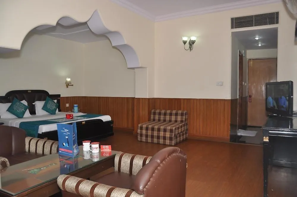 Hotel Aachman Regency Shimla