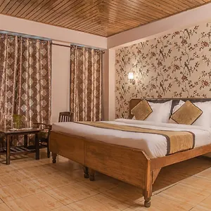 Atithi Mall Road Hotel