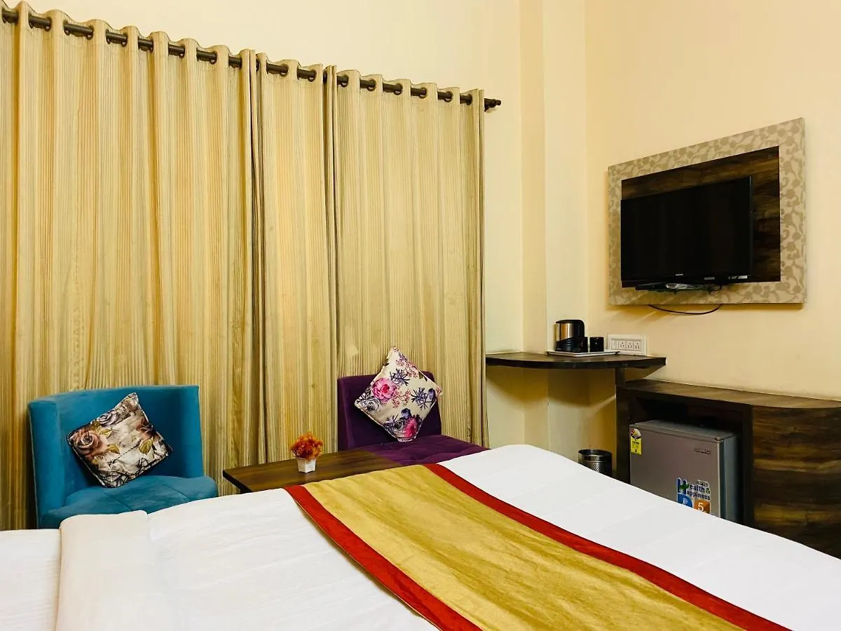 Hotel Aachman Regency Shimla