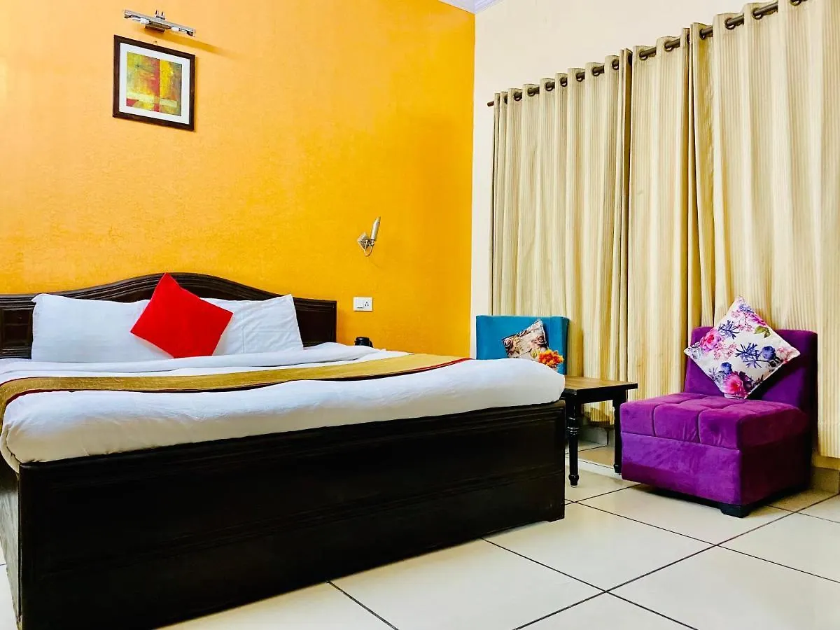 Hotel Aachman Regency Shimla