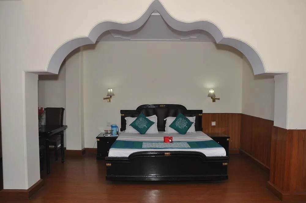 Hotel Aachman Regency Shimla